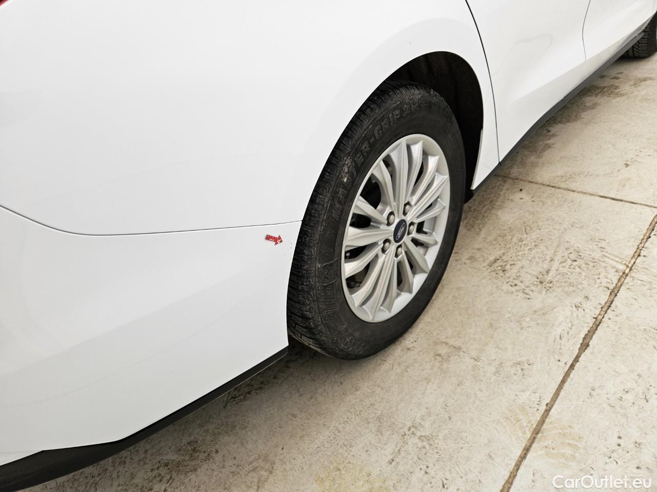  Ford  Focus 1.5 EcoBlue 120CP Titanium #31