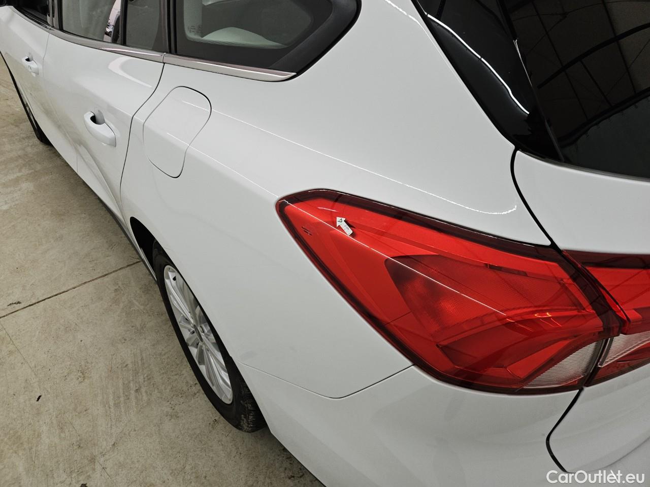  Ford  Focus 1.5 EcoBlue 120CP Titanium #26