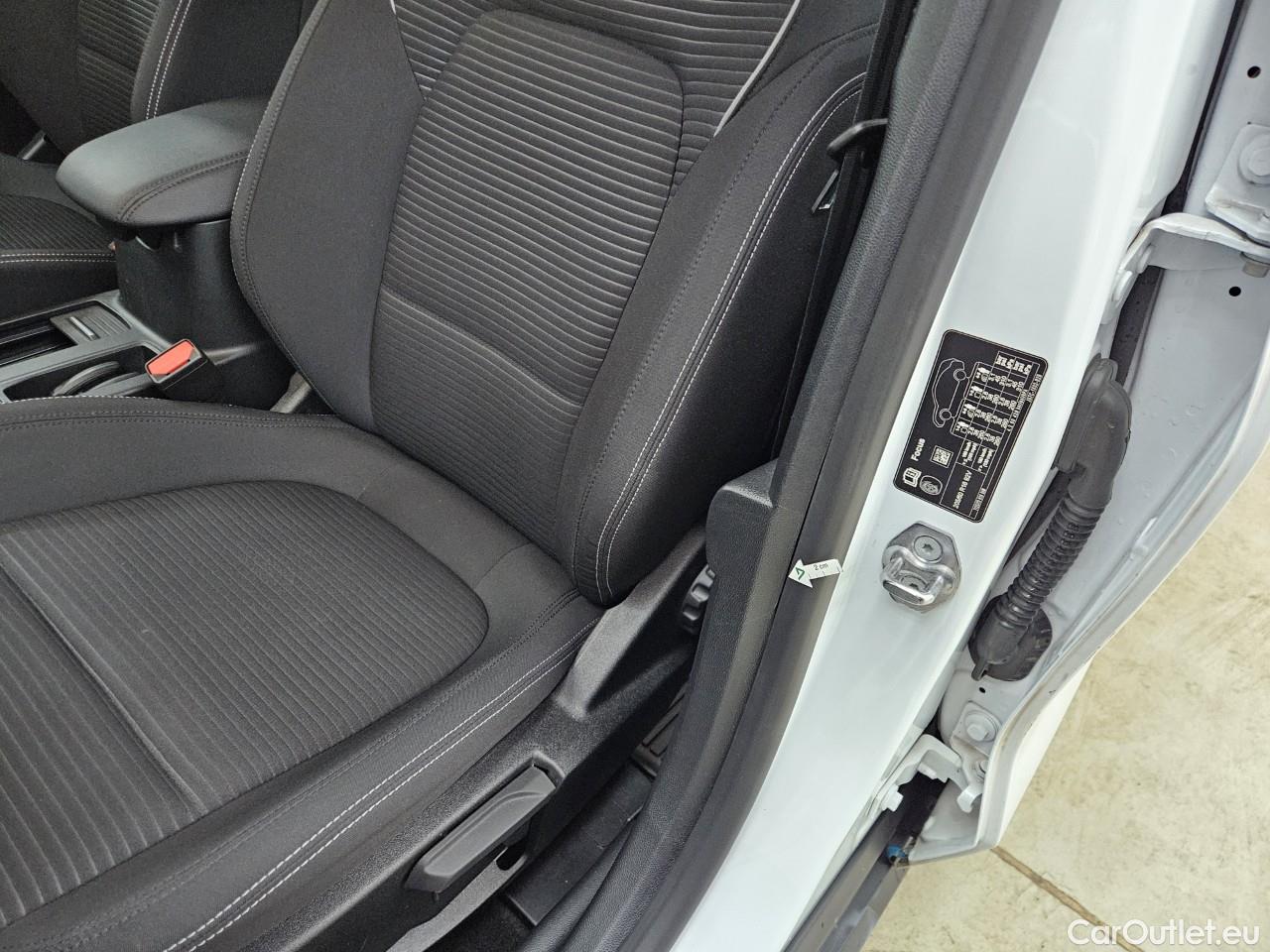  Ford  Focus 1.5 EcoBlue 120CP Titanium #35