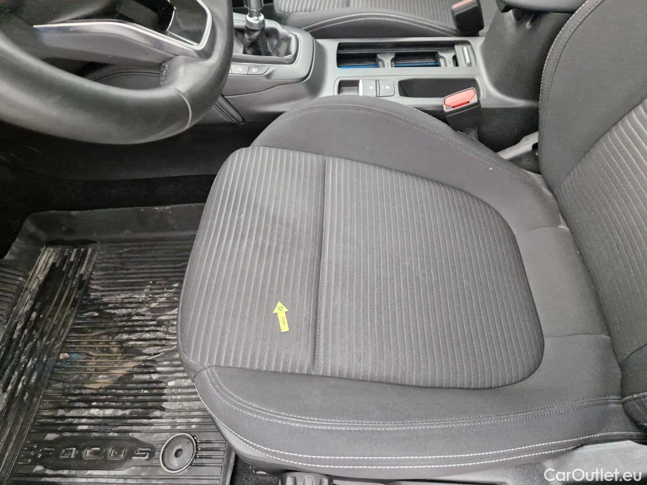  Ford  Focus 1.0 EcoBoost 125CP Titanium #45