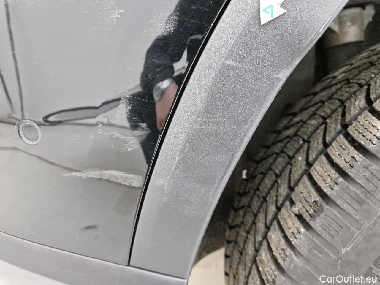  Mercedes  GLC  200 4MATIC #22