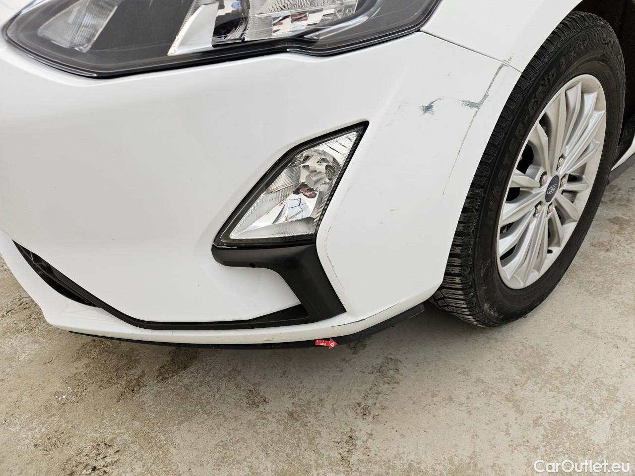  Ford  Focus 1.5 EcoBlue 120CP Titanium #14