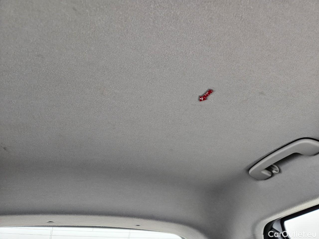  Renault  Clio 1.0 TCe 90CP Life #40