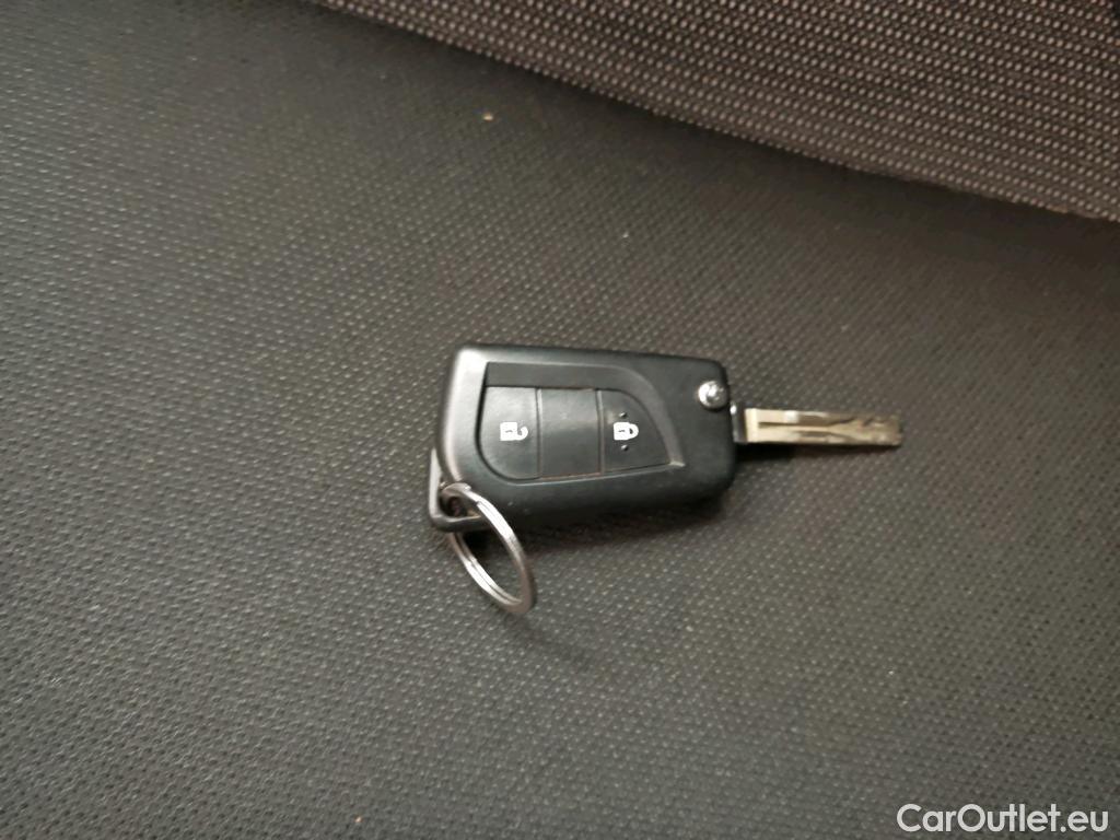  Toyota  Aygo 1.0 VVT-I X-voice #1