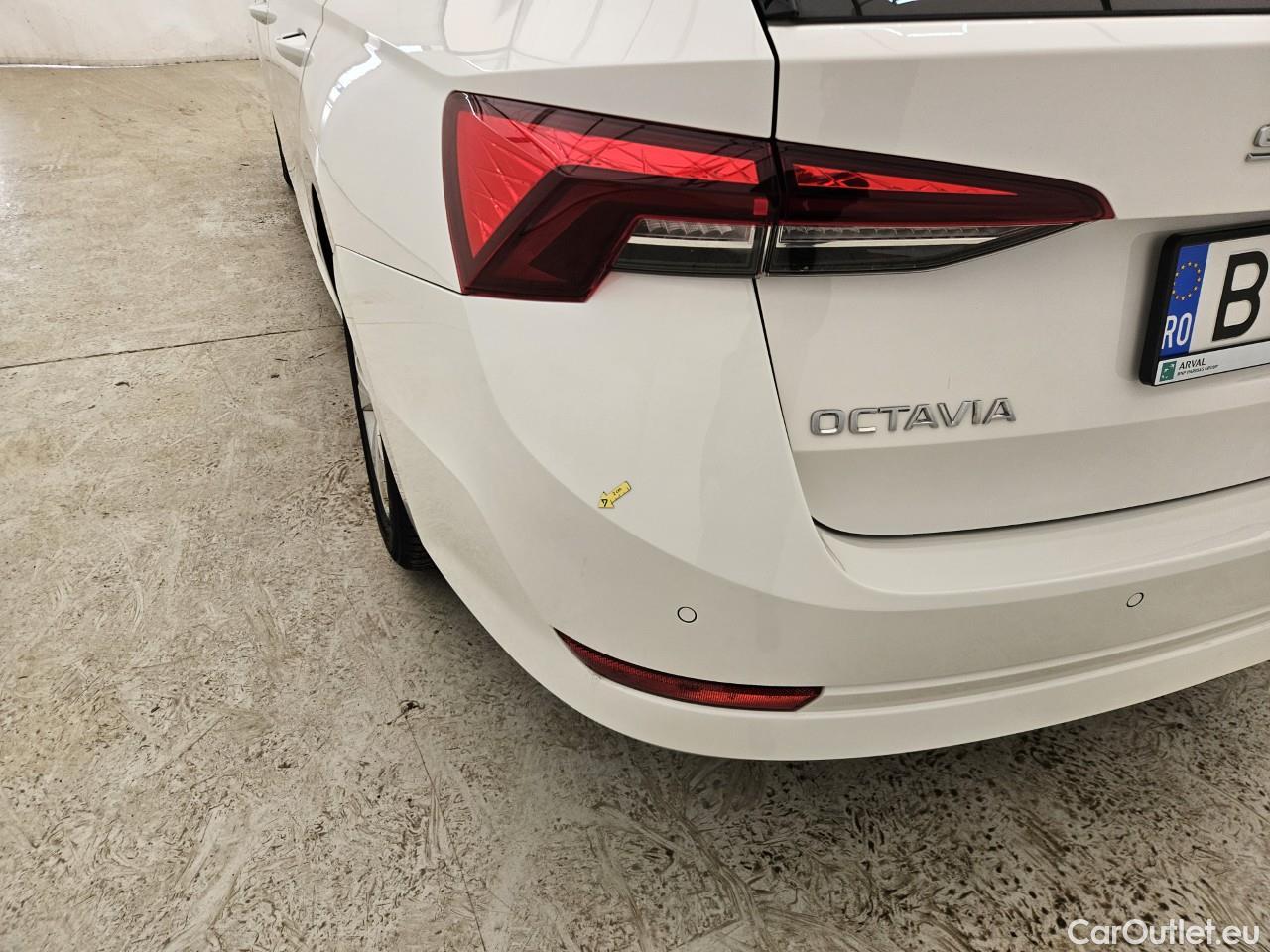  Skoda  Octavia 2.0 TDI 115CP Ambition Combi #17