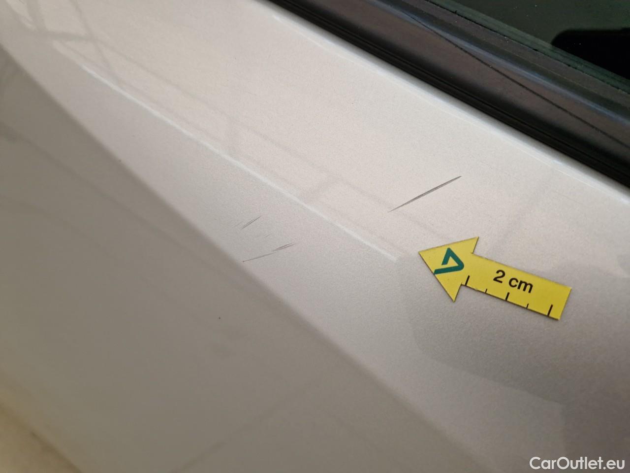  Toyota  Corolla 1.8 Hybrid Dynamic HSD #31