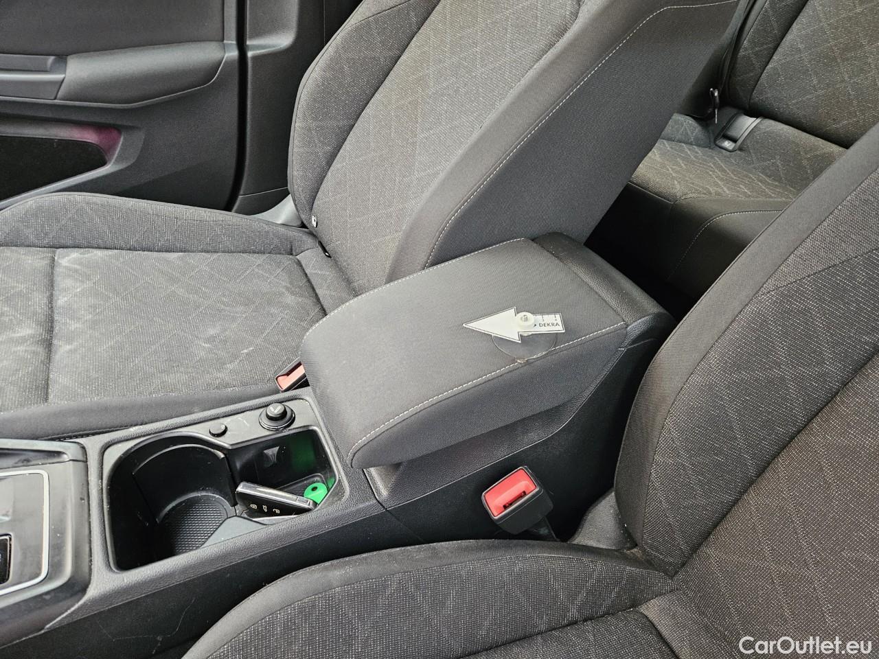  Volkswagen  Golf  2.0 TDI 116HP DSG Life Variant #46