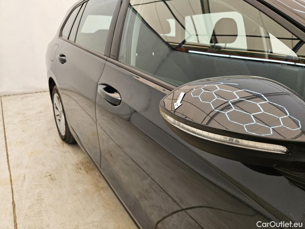  Volkswagen  Golf  2.0 TDI 116HP DSG Life Variant #24