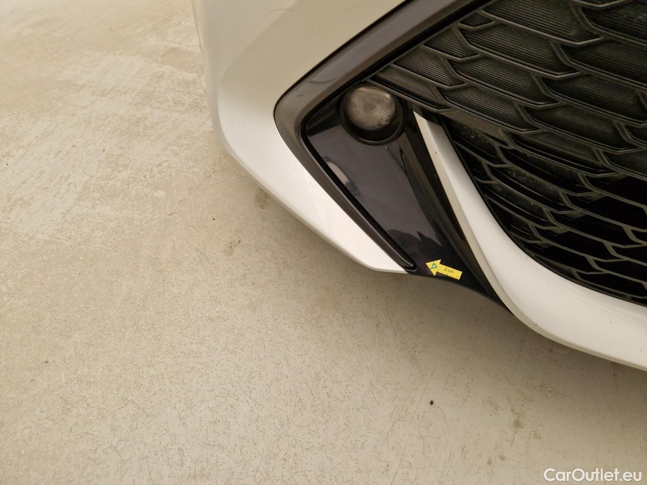  Toyota  Corolla 1.8 Hybrid Dynamic HSD #11