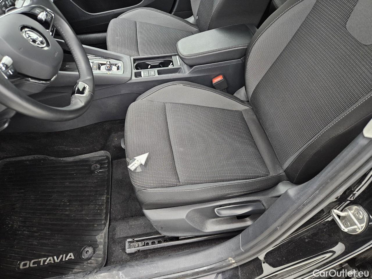  Skoda  Octavia 2.0 TDI 150CP Ambition DSG #35