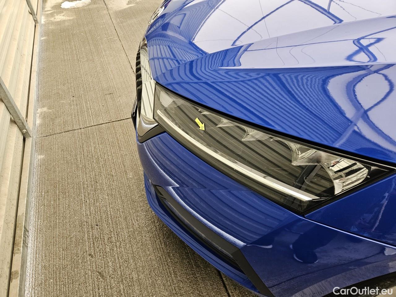  Skoda  Octavia 2.0 TDI 150CP Ambition DSG #8