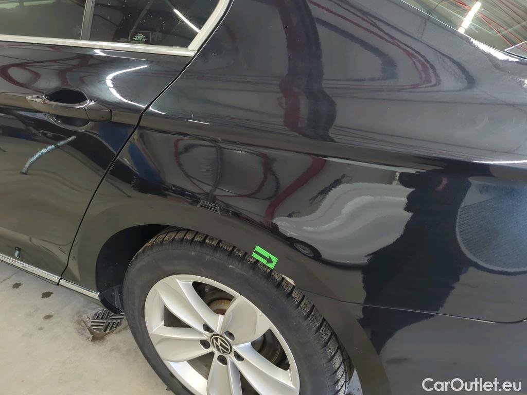  Volkswagen  Passat Highline2.0 TDI SCR DSG 4Mot 200CP #11