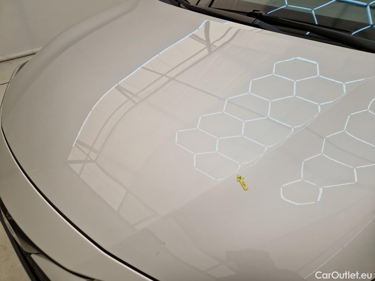  Toyota  Corolla 1.8 Hybrid Dynamic HSD #13