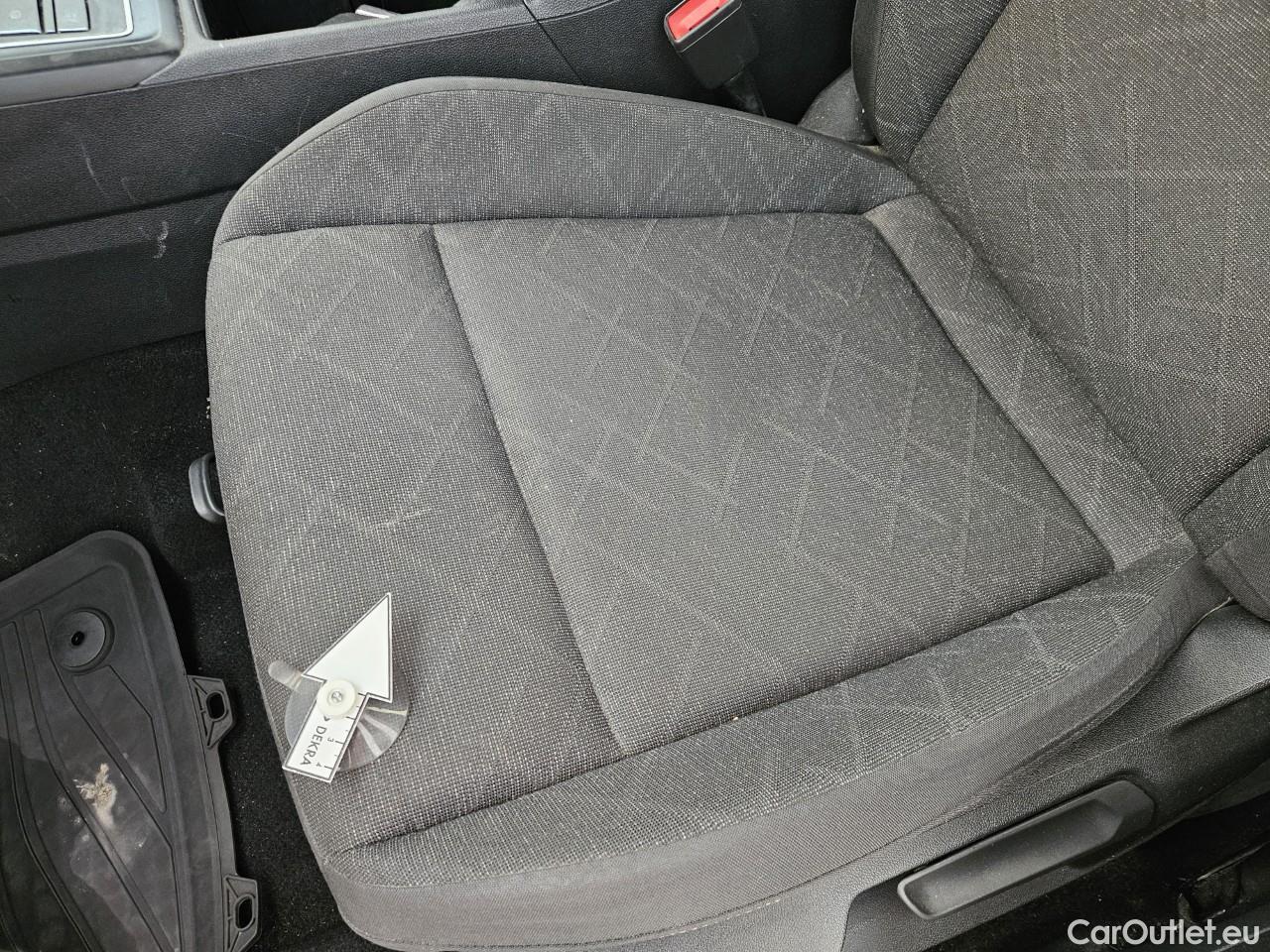  Volkswagen  Golf  2.0 TDI 116HP DSG Life Variant #44