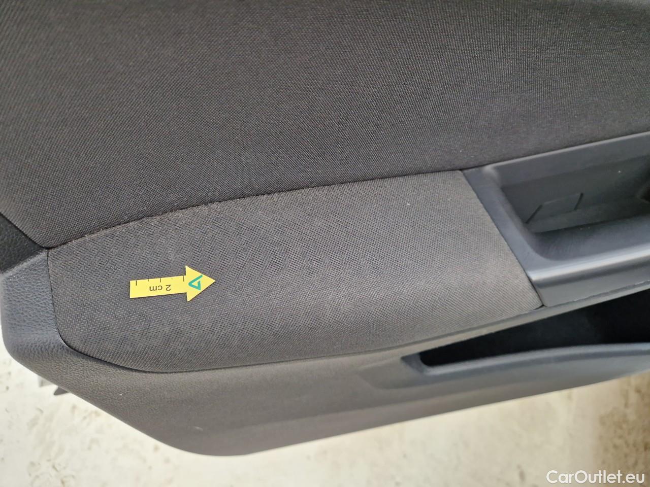  Volkswagen  Golf  Life 1.5 eTSI ACT DSG mild-Hybrid #7