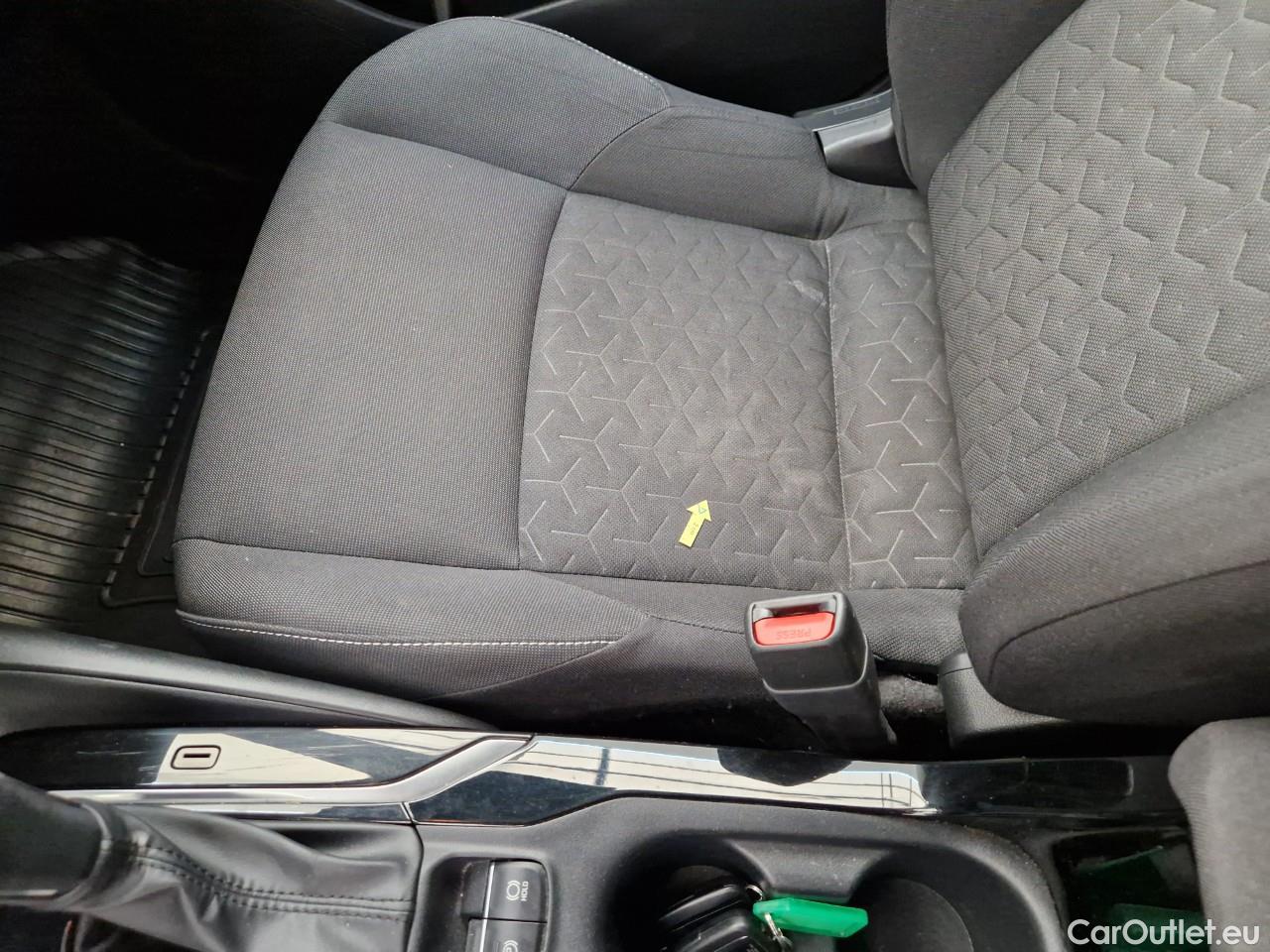  Toyota  Corolla 1.8 Hybrid Dynamic HSD #58