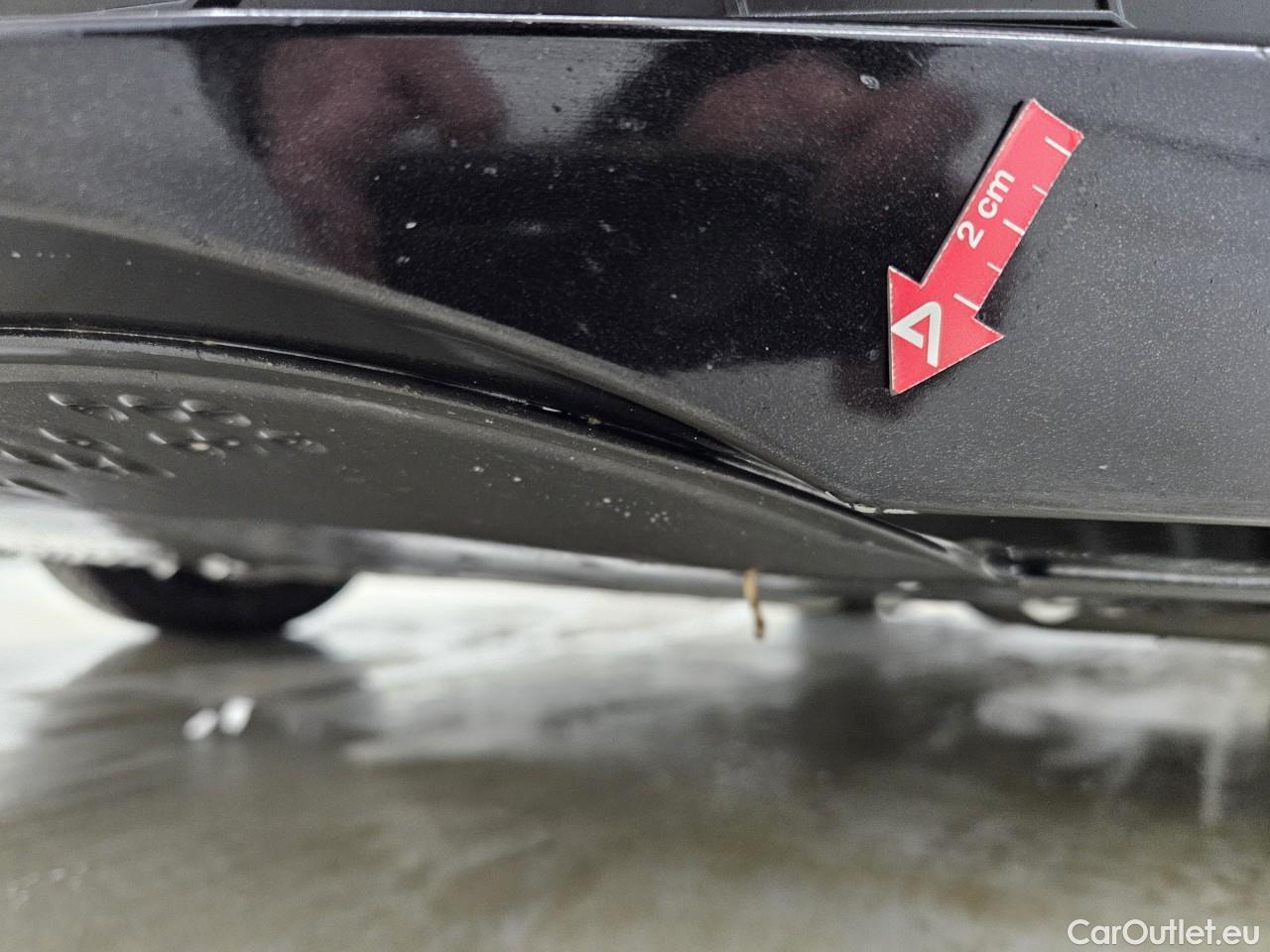  Skoda  Octavia 2.0 TDI 150CP Ambition DSG #8