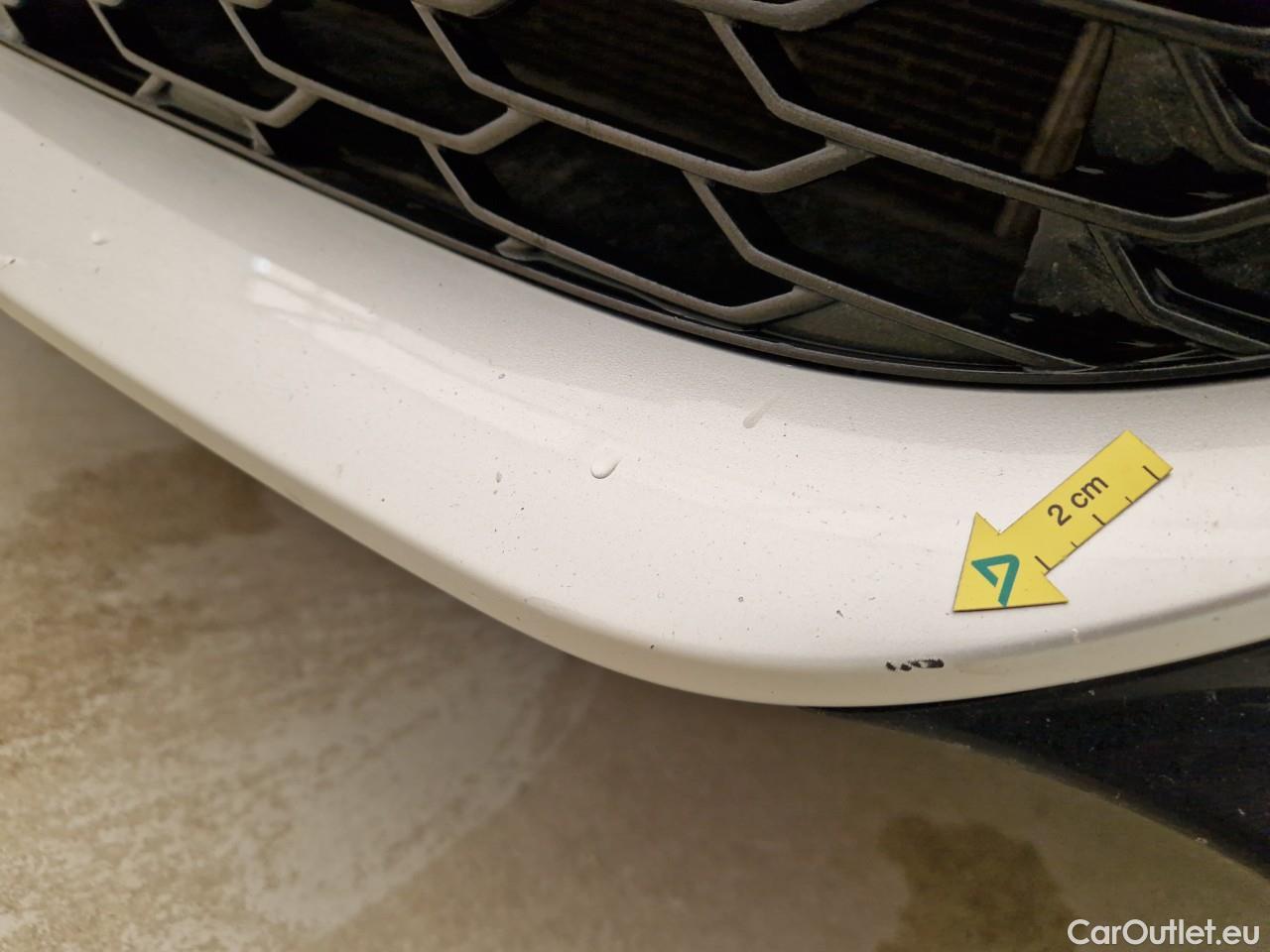  Toyota  Corolla 1.8 Hybrid Dynamic HSD #9