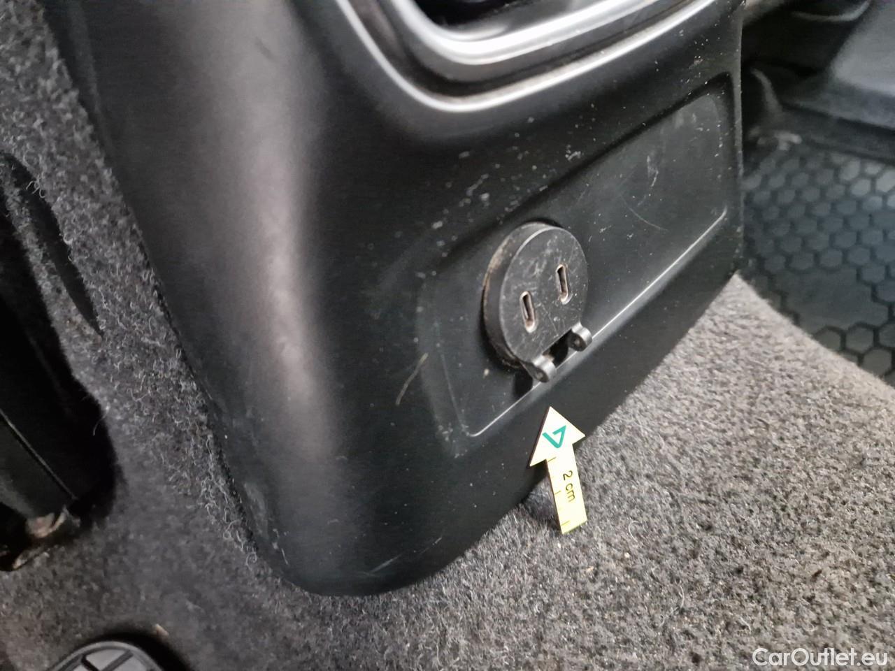  Volvo  XC 40 1.5 T5 PHEV Plus Dark Recharge DCT #11