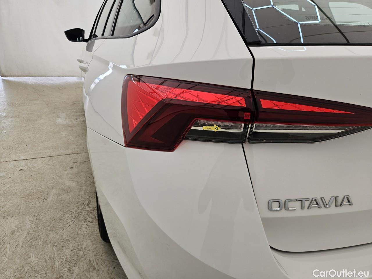  Skoda  Octavia 2.0 TDI 115CP Ambition Combi #18