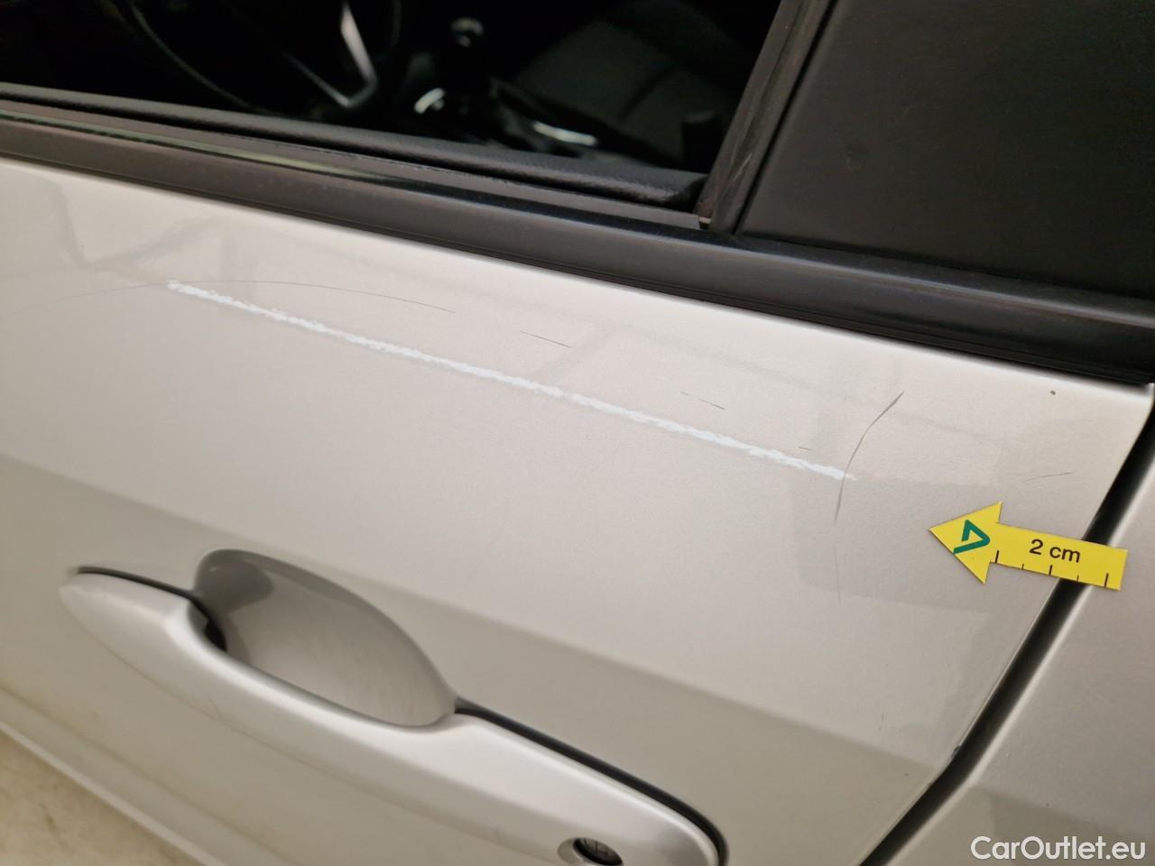  Toyota  Corolla 1.8 Hybrid Dynamic HSD #2