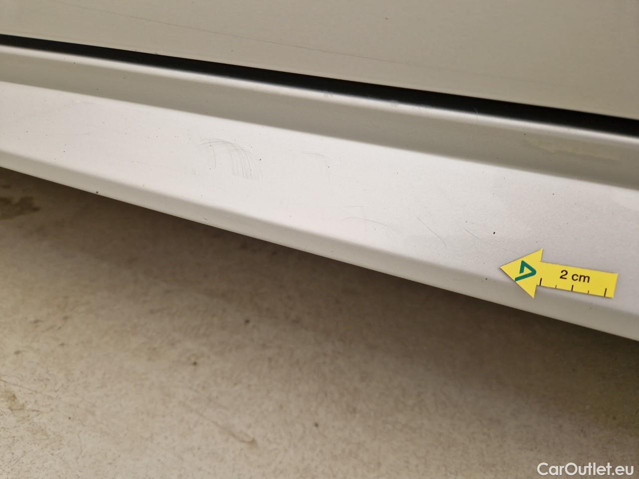  Toyota  Corolla 1.8 Hybrid Dynamic HSD #6