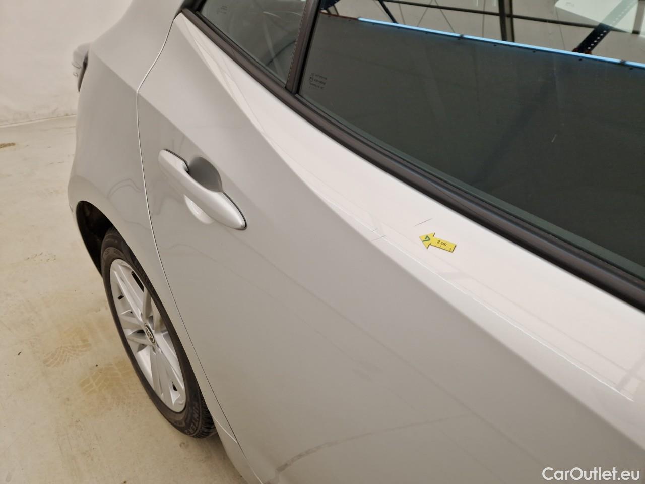  Toyota  Corolla 1.8 Hybrid Dynamic HSD #32