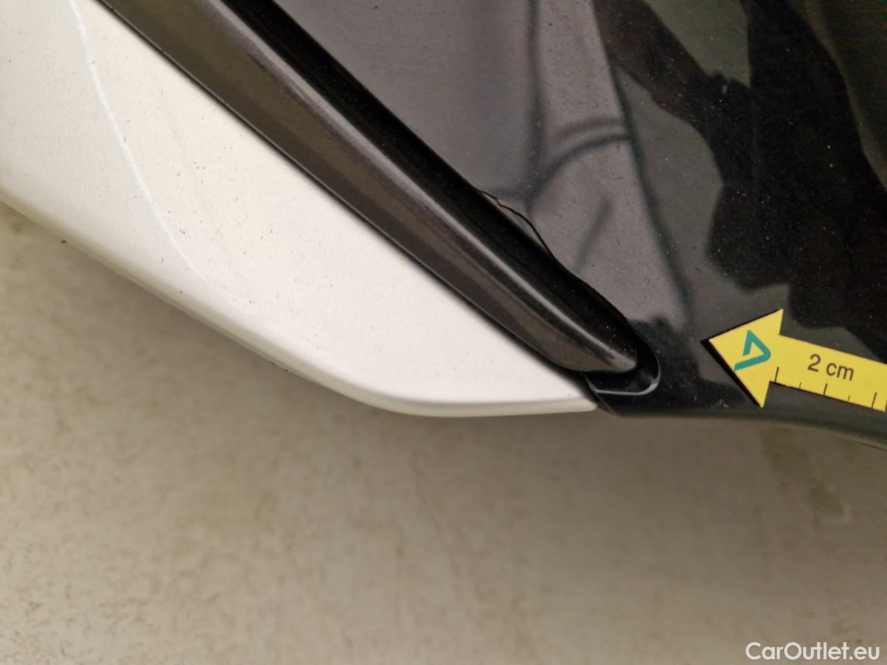  Toyota  Corolla 1.8 Hybrid Dynamic HSD #12