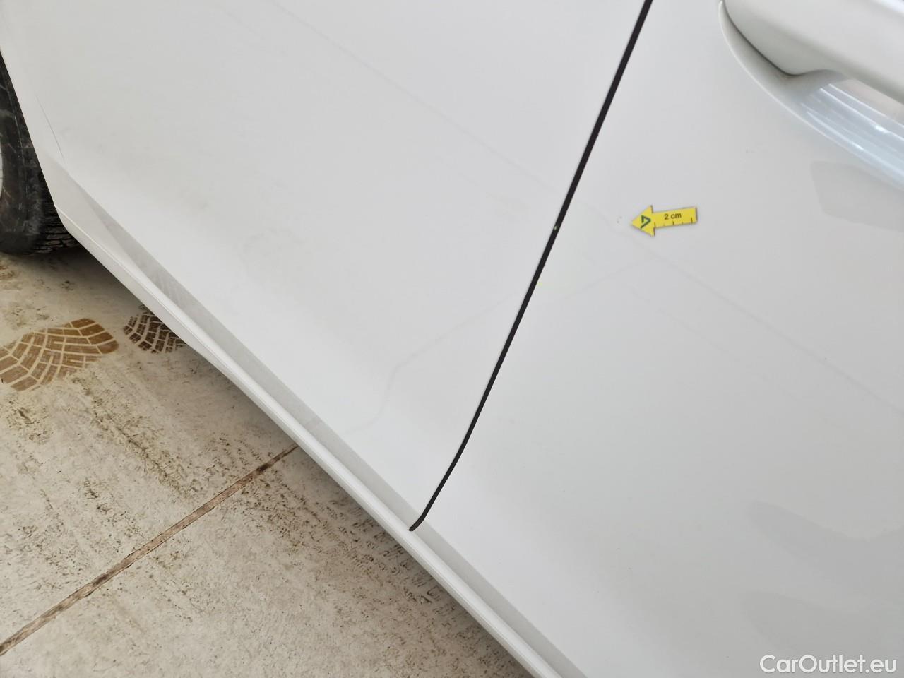  Volkswagen  Golf  Life 1.5 eTSI ACT DSG mild-Hybrid #1