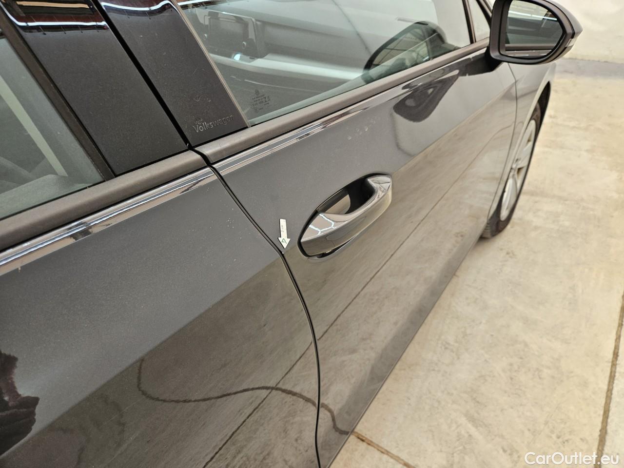  Volkswagen  Golf  2.0 TDI 116HP DSG Life Variant #25