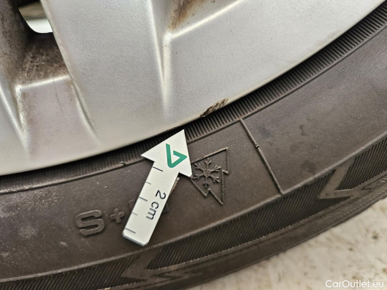  Volkswagen  Golf  2.0 TDI 116HP DSG Life Variant #29