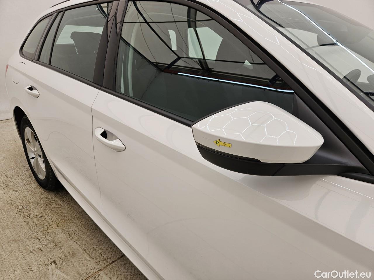  Skoda  Octavia 2.0 TDI 115CP Ambition Combi #15