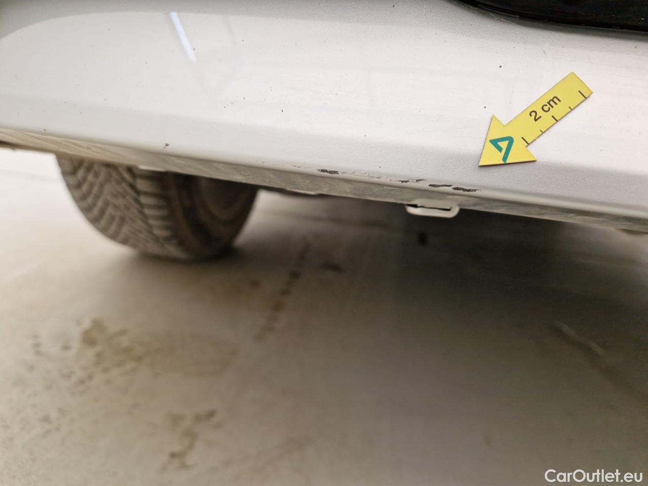  Toyota  Corolla 1.8 Hybrid Dynamic HSD #42