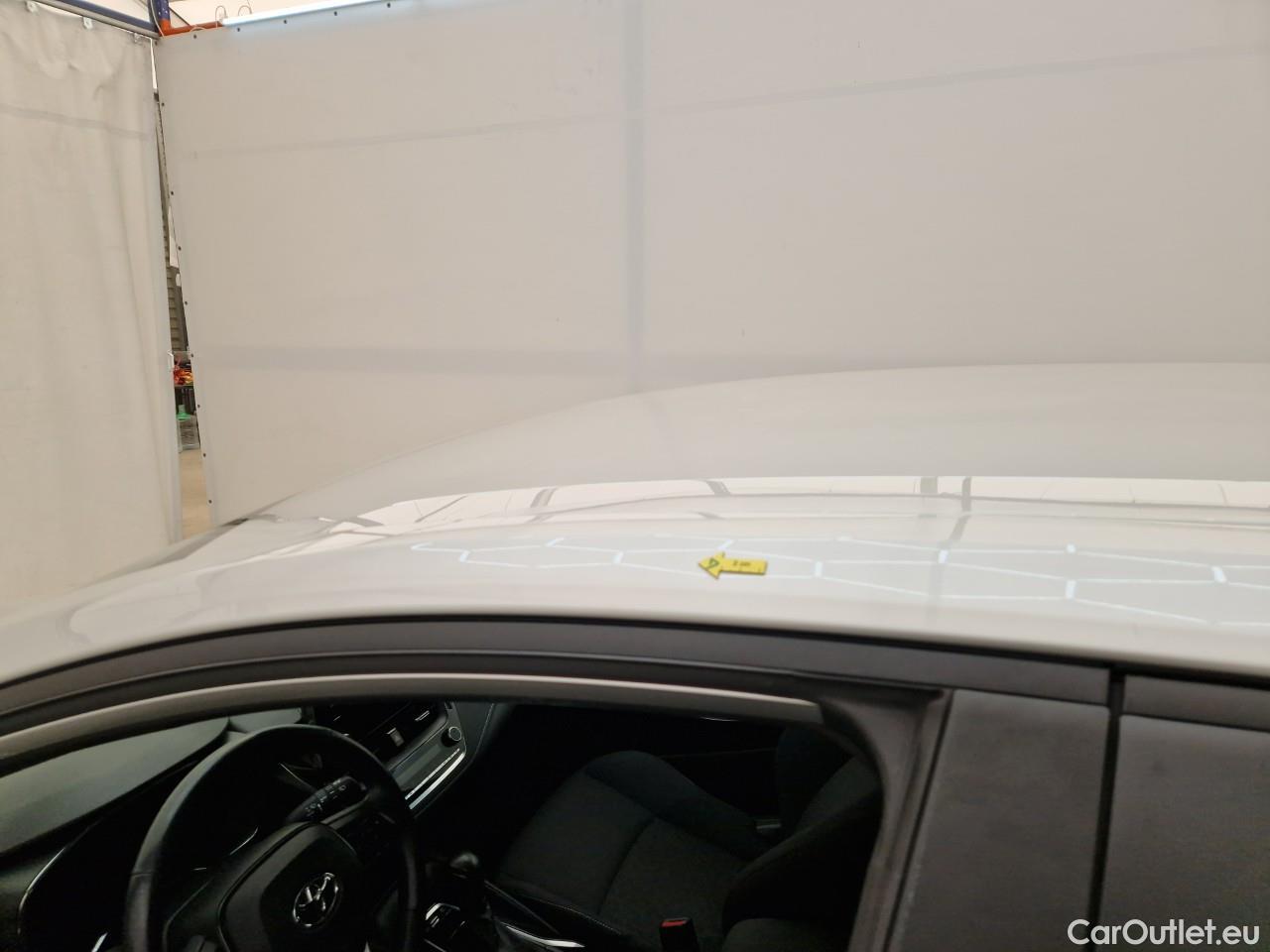  Toyota  Corolla 1.8 Hybrid Dynamic HSD #17