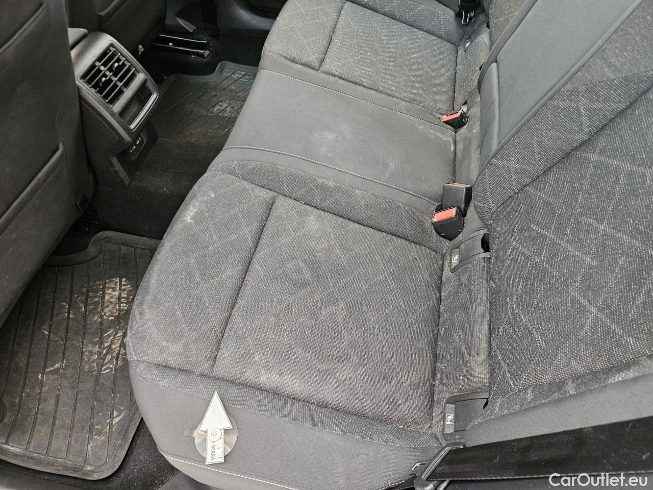  Volkswagen  Golf  2.0 TDI 116HP DSG Life Variant #54