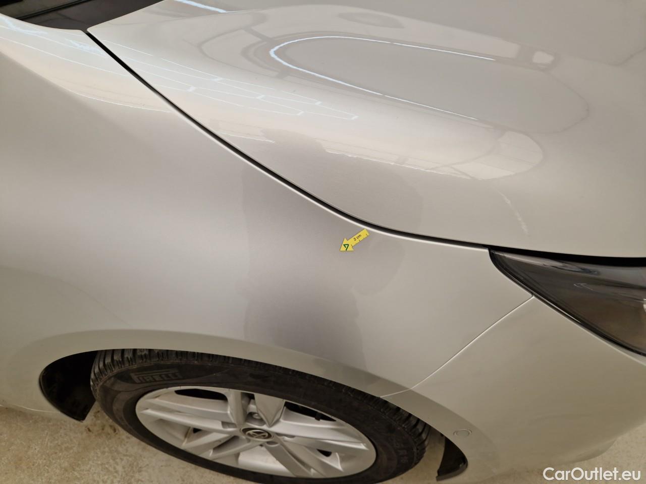  Toyota  Corolla 1.8 Hybrid Dynamic HSD #19