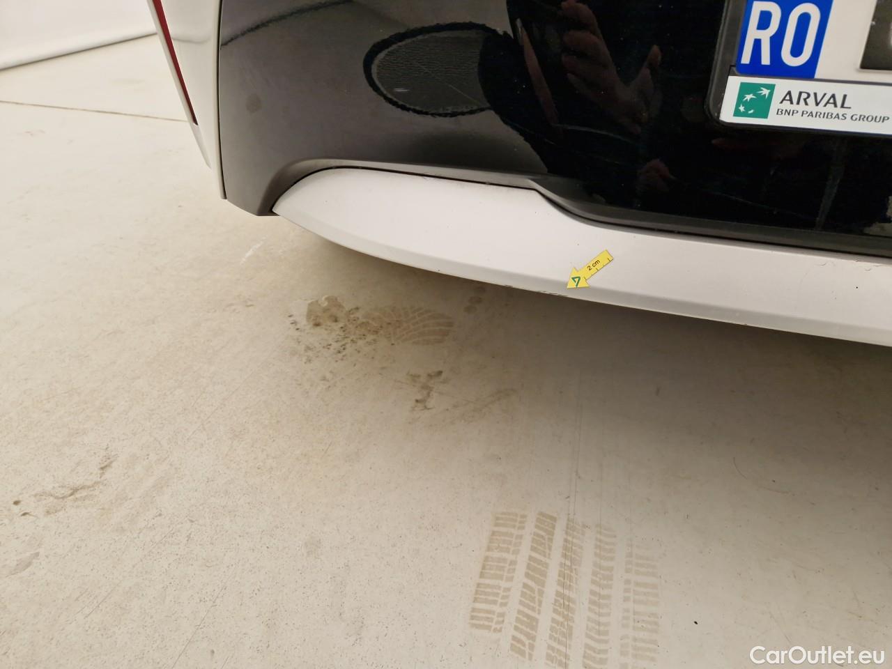  Toyota  Corolla 1.8 Hybrid Dynamic HSD #41