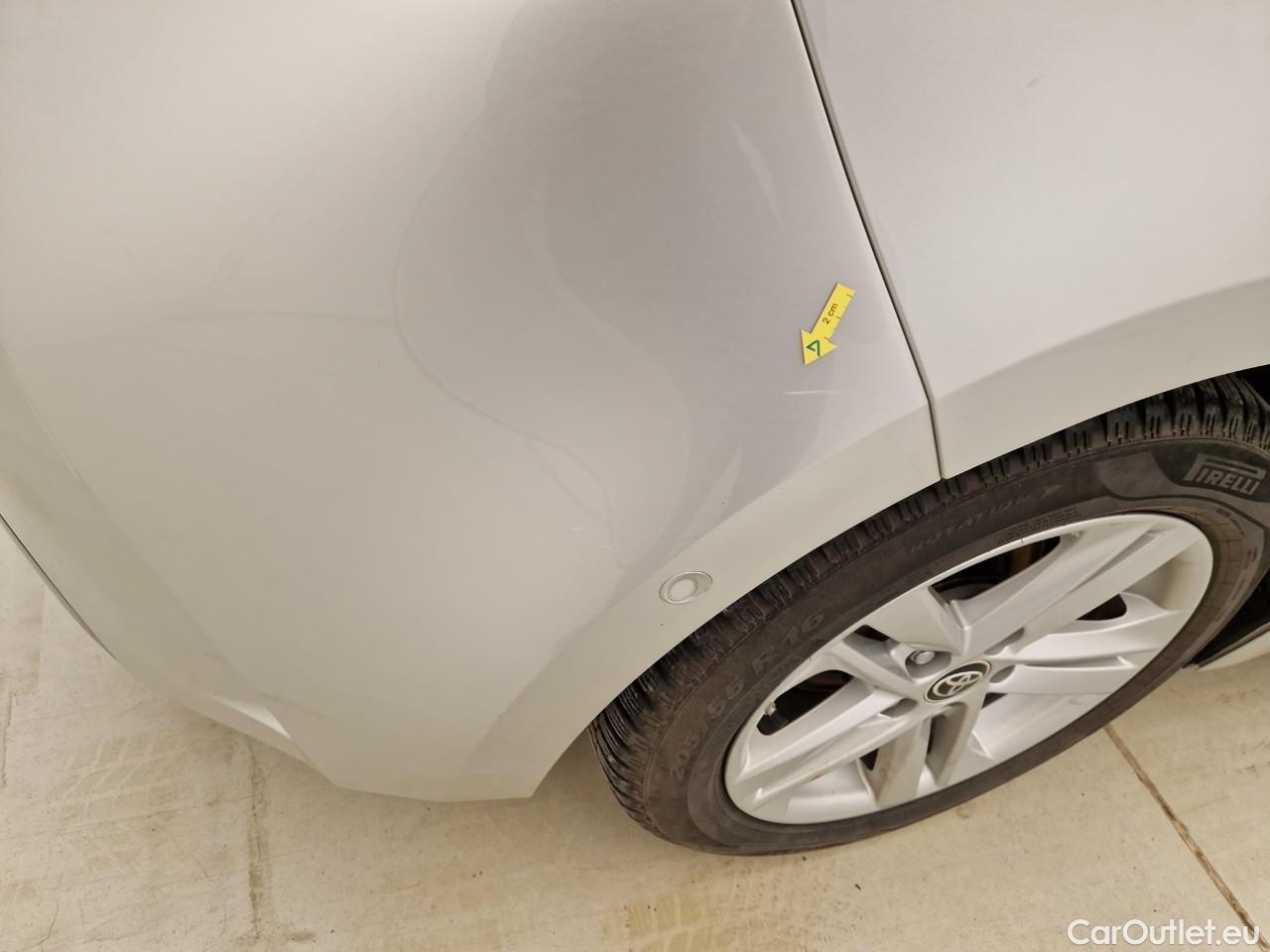  Toyota  Corolla 1.8 Hybrid Dynamic HSD #38