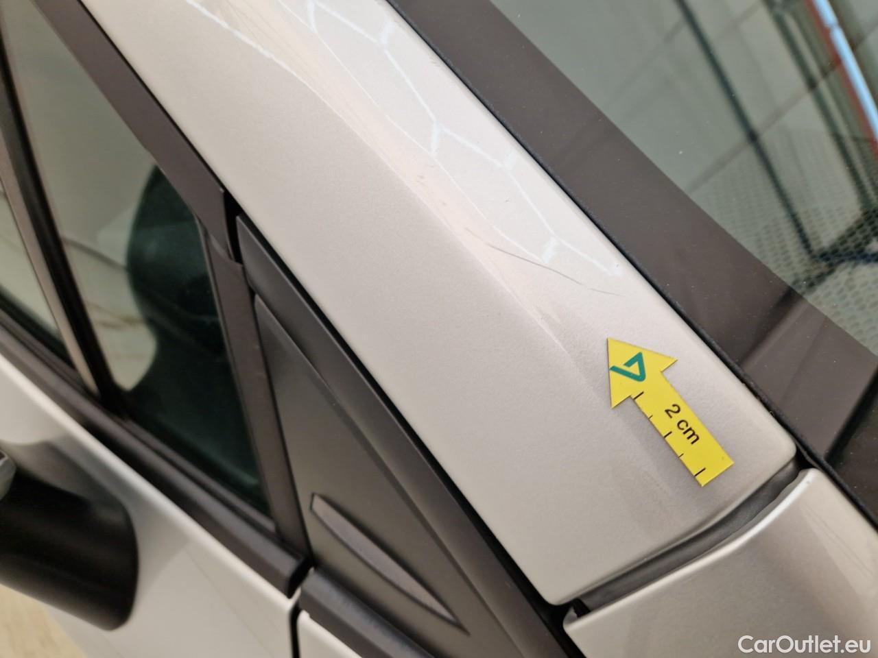  Toyota  Corolla 1.8 Hybrid Dynamic HSD #21