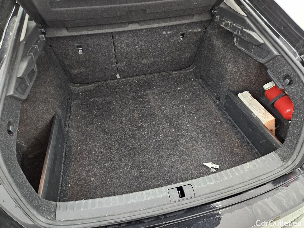  Skoda  Octavia 2.0 TDI 150CP Ambition DSG #40