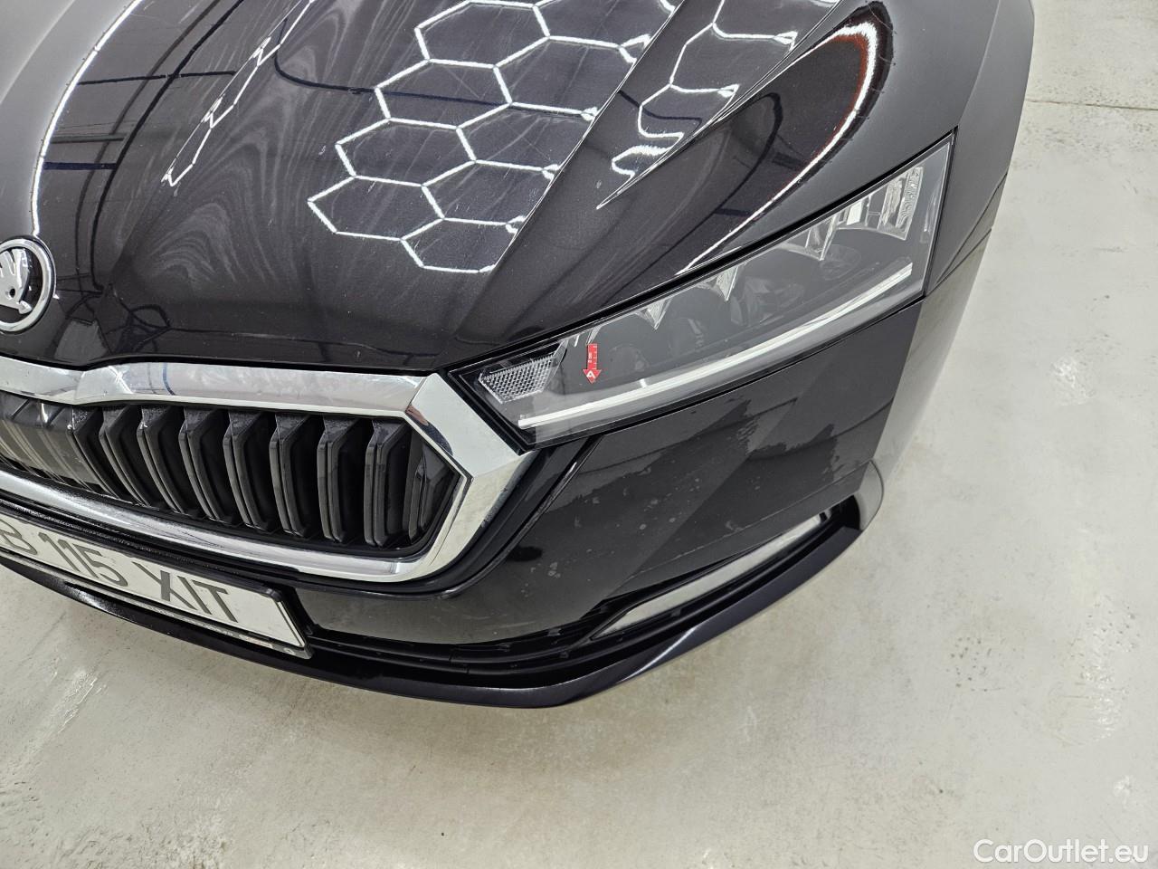  Skoda  Octavia 2.0 TDI 150CP Ambition DSG #9