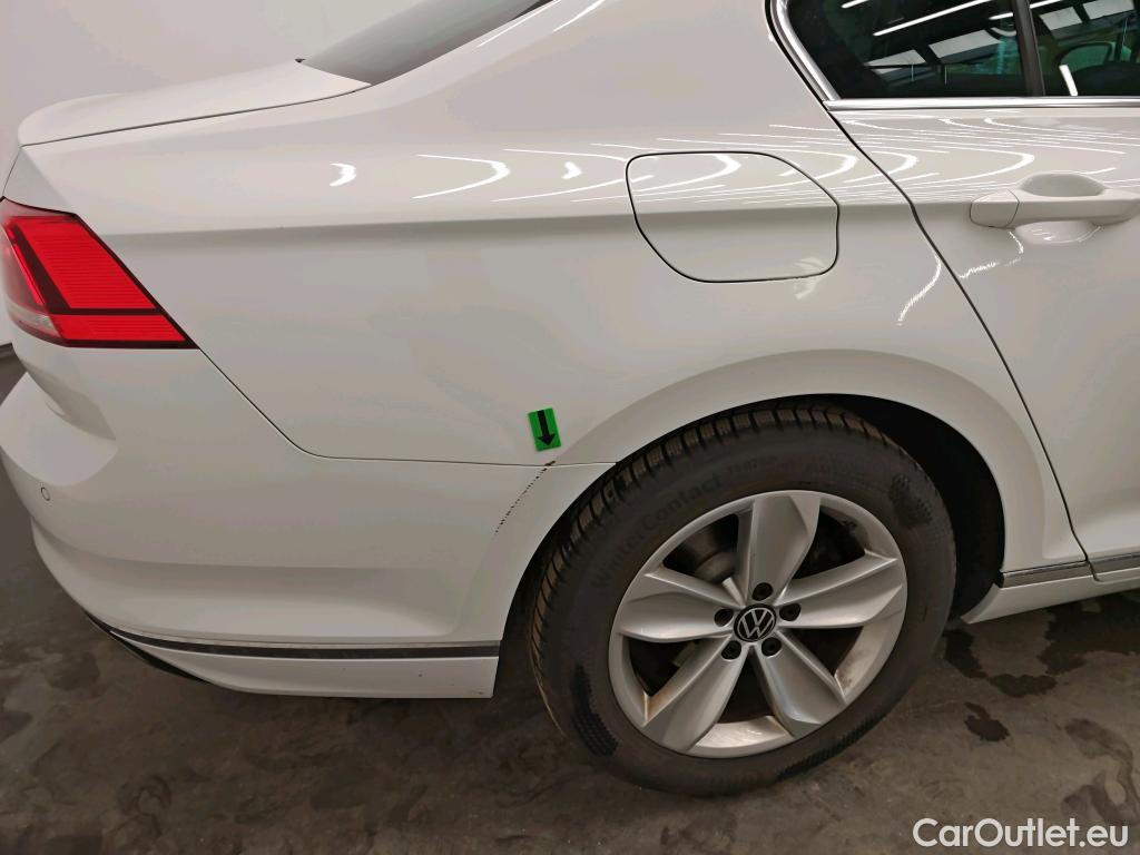  Volkswagen  Passat Highline2.0 TDI SCR DSG 4Mot 200CP #11