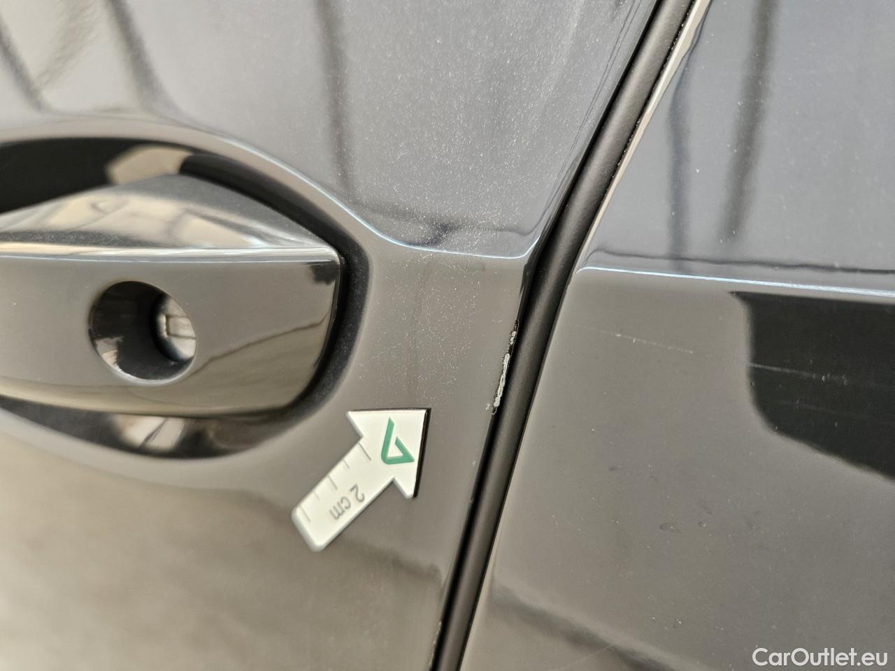  Volkswagen  Golf  2.0 TDI 116HP DSG Life Variant #3