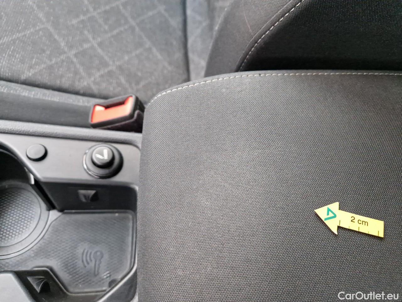  Volkswagen  Golf  Life 1.5 eTSI ACT DSG mild-Hybrid #4