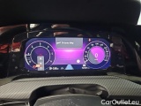  Volkswagen  Golf  2.0 TDI SCR DSG 110kW R-Line Variant #17