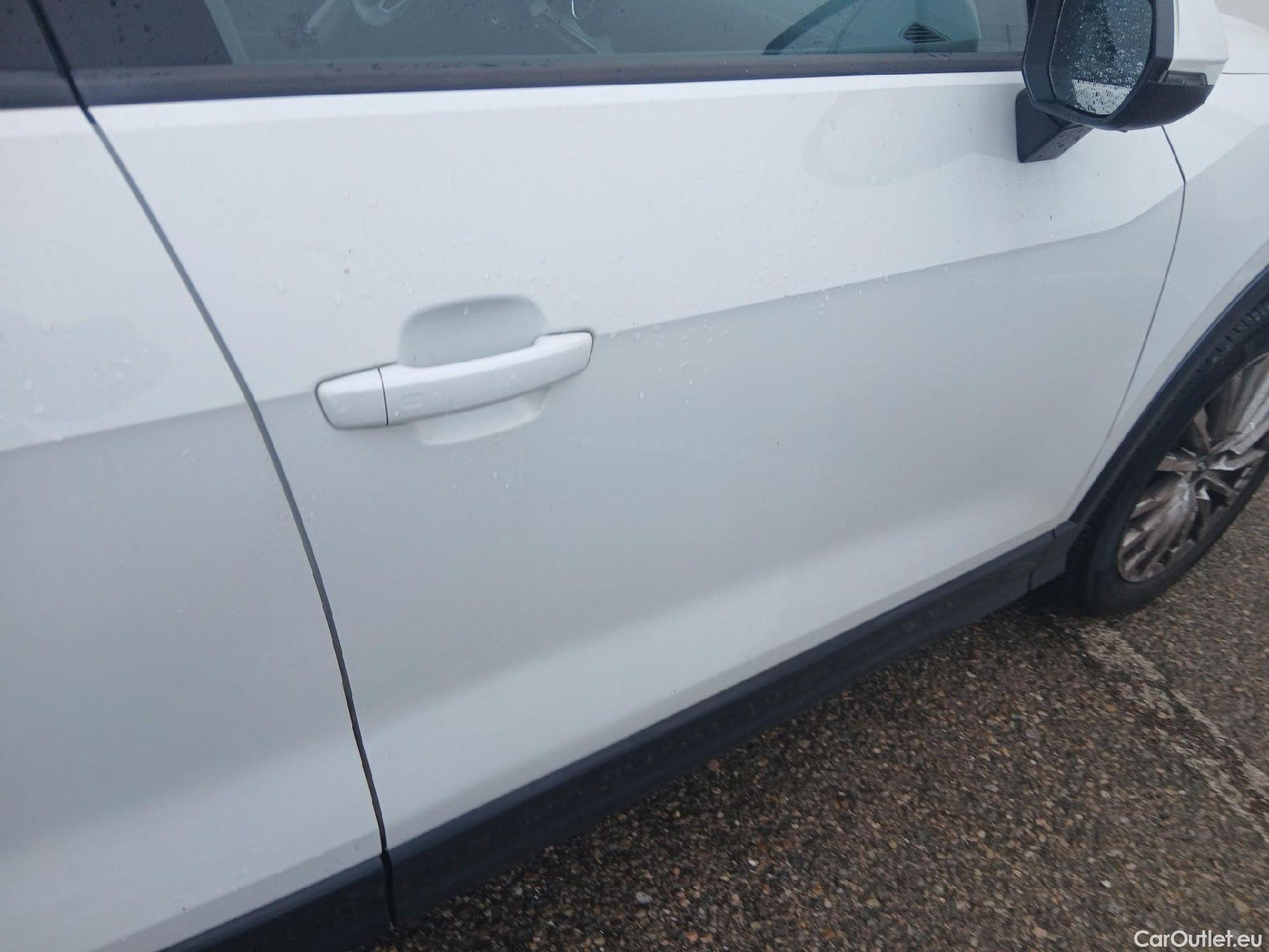  Audi  Q2 AUDI  / 2016 / 5P / todoterreno Design 30 TFSI 85kW (116CV) #21