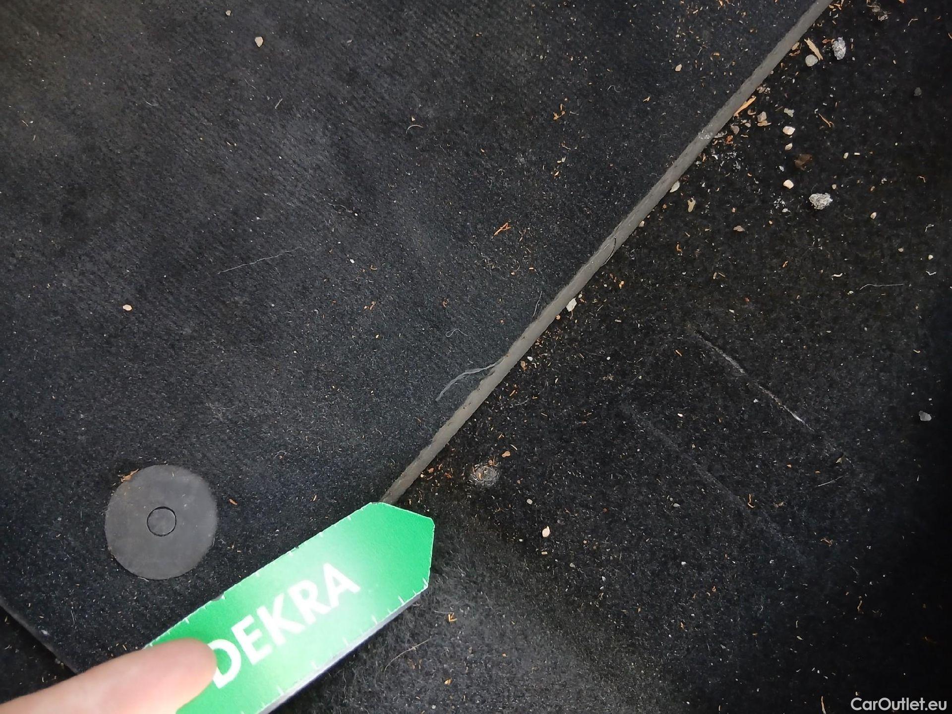  Volkswagen  Polo VOLKSWAGEN  / 2021 / 5P / berlina con portón Life 1.0 TSI 70kW (95CV) #13