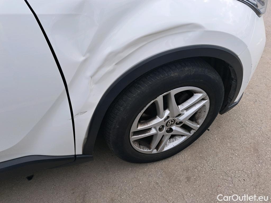  Toyota  C-HR TOYOTA  / 2019 / 5P / todoterreno 1.8 125H Active #21