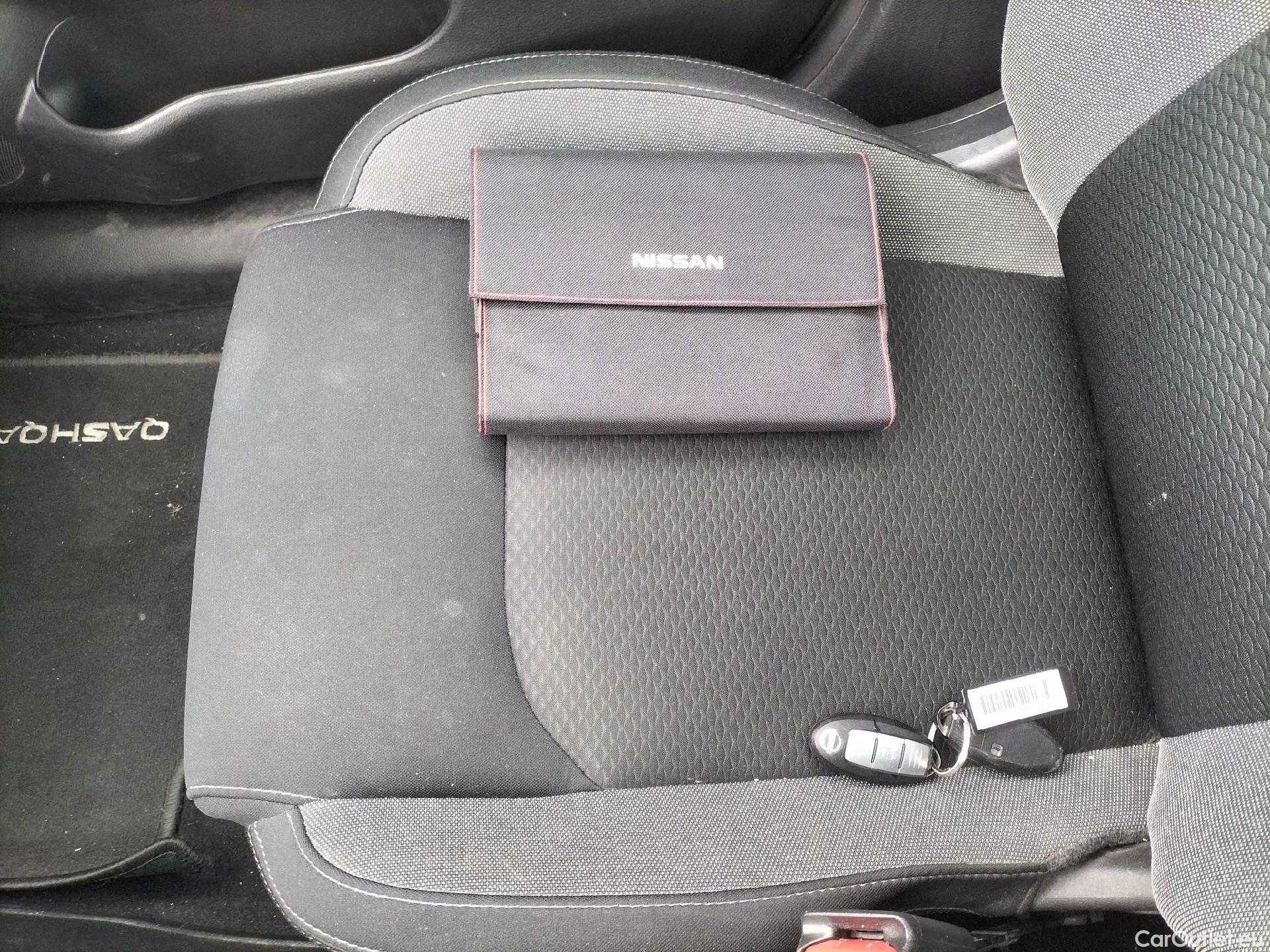  Nissan  Qashqai NISSAN  / 2017 / 5P / todoterreno DIG-T 103 kW (140 CV) E6D N-CONNECTA #1