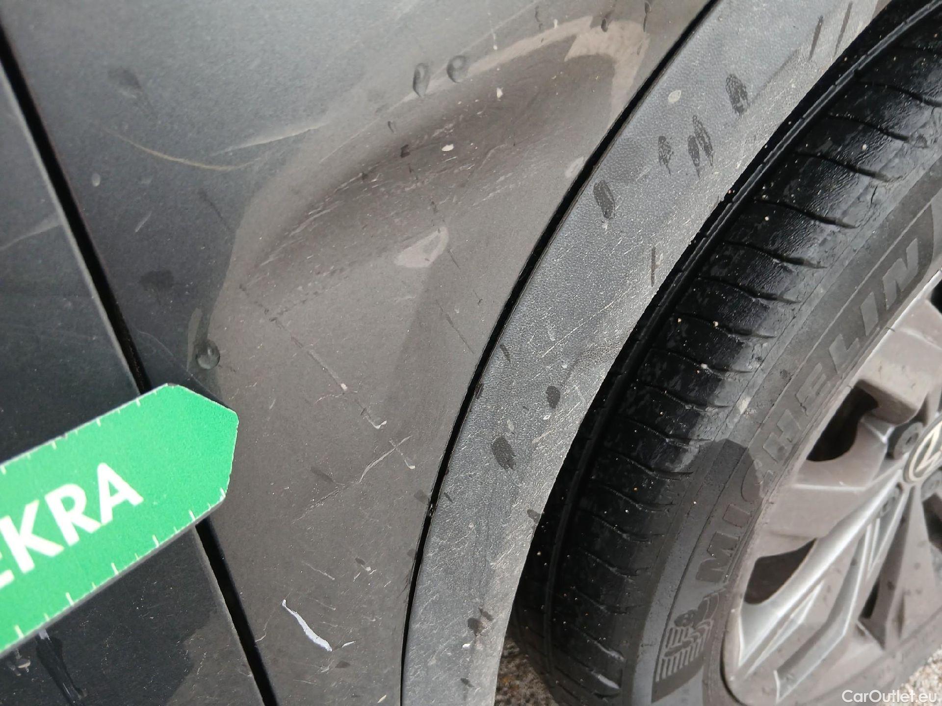  Volkswagen  T-ROC VOLKSWAGEN  / 2017 / 5P / todoterreno Sport 1.5 TSI 110kW (150CV) #18